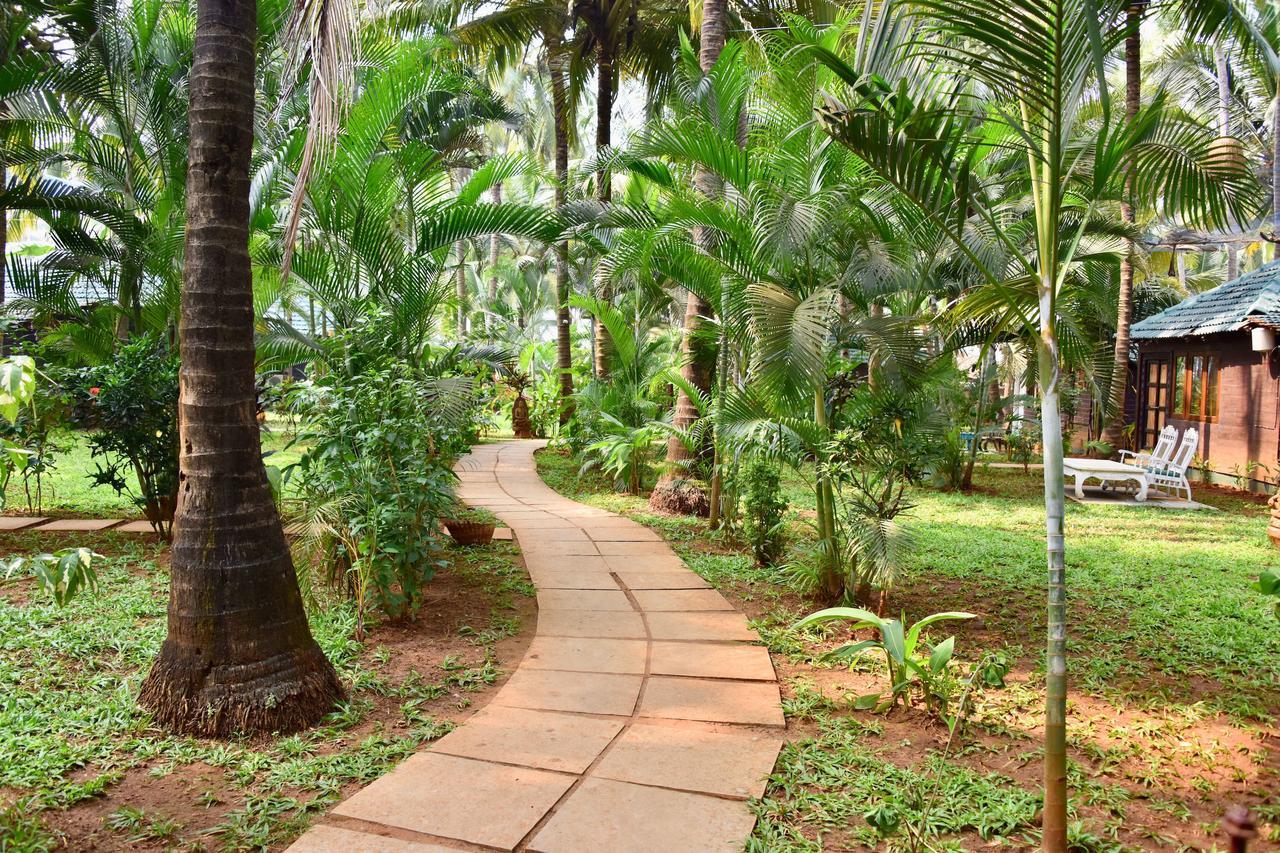 Leela Cottages Morjim Exterior photo